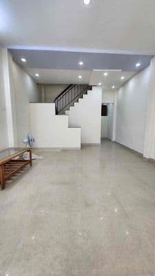 Nhà hẻm nguyễn đình chiểu p4 q3 ngang 4 dài 10 ( nở hậu ) trệ