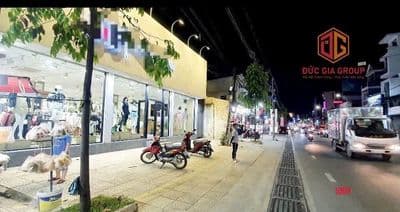 Cho thuê mặt bằng 207m2 ngang 11.5m đường Phạm Văn Thuận