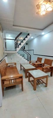 Nhà đẹp gần chợ Hiệp Bình, gần Hxh, tặng nội thất
