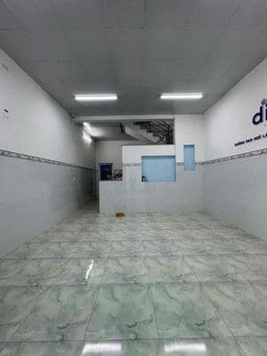 Nhà liên khu 4-5 ( 5x14M ) 3 phòng - 7,5tr/ tháng