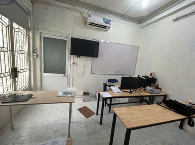 Nhượng lại hoặc cho thuê phòng dạy học