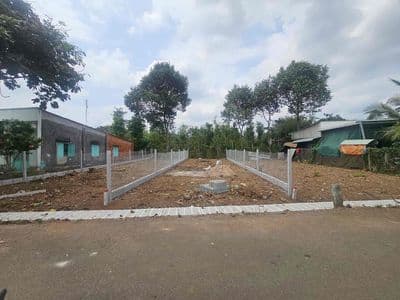 550 triệu | lô mặt tiền đường nhựa rộng – dân cư đông – gần trung tâ