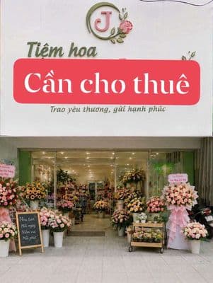 Nhà 1 Trệt 1 Lầu - Ngang 6 mét - Mặt Tiền Đường Trần Quang Diệu