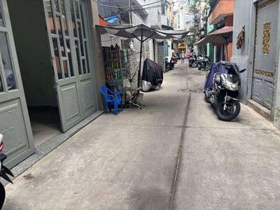 Quận 5 Nhà hẻm 119 Nguyễn Văn Cừ - Trần Hưng Đạo