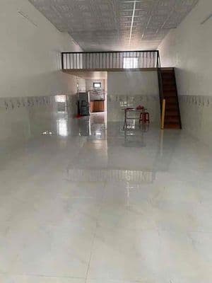 Nhà cấp 4 có gác lửng gần cầu Nguyễn Tri Phương