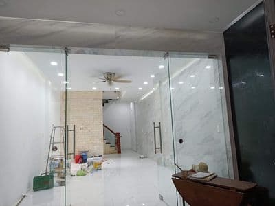 Cho thuê mặt bằng kinh doanh mặt tiền Cách Mạng Tháng 8, p11, quận 3