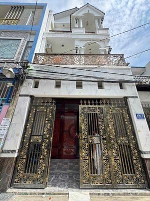 Cho thuê nhà trệt 2 lầu hẻm 136 đường hoàng quốc việt