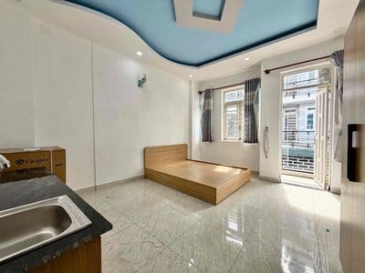 Studio new ban công giá chỉ 4tr5/phòng