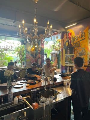 Mặt bằng coffee-nhà hàng Nguyễn Văn Hưởng, Thảo Điền (230m2), 99tr/th