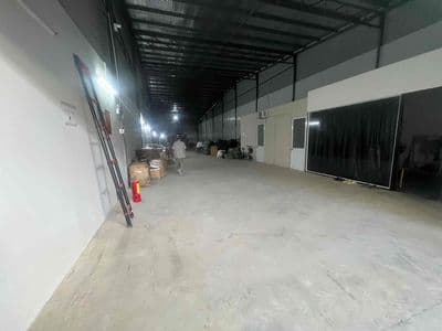 Kho xưởng 10x30 lê văn quới