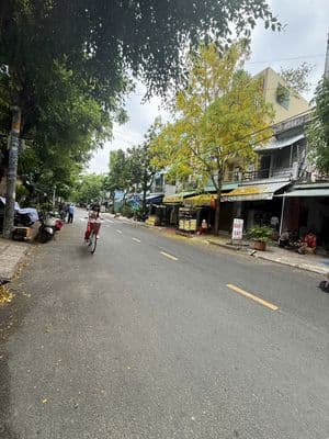 Cho thuê kho,xưởng 600m² giá 38tr/t, đ xe công 40f lê trọng tấn