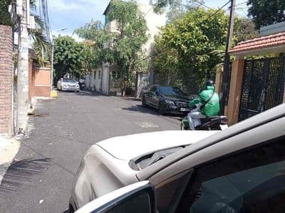 Khách đầu tư cần đất xây căn hộ thì ib e ngay đi xem lô này Kiệt nhựa