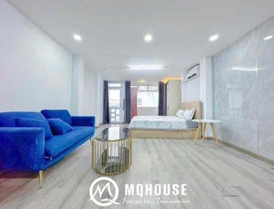 Căn Hộ Ban Công Gần Đại Học Bách Khoa Công Viên Lê Thị Riêng Quận 10