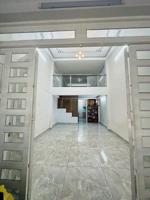 Cho thuê nhà nguyên căn 1/Lê Văn Quới