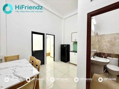 2 phòng ngủ full nt - cửa sổ - ngay chợ hoàng hoa thám