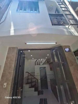 Hot, nhỉnh 1 tỷ sở hữu Nhà 2 tầng 30m2sd sát mặt tiền gần Aeon Mall BT