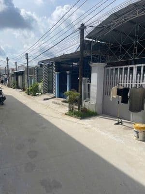 Cần bán căn nhà Cấp 4 gần Bệnh Viện Củ Chi,5x25m giá 770Triệu,sổ riêng