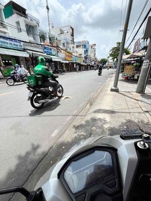 cho thuê 4x18 trệt 3 lầu ds 15 tâng kiểng