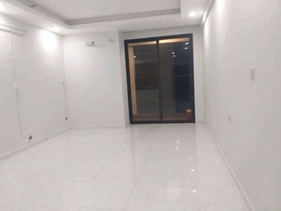 Bán studio 40 m2 dự án Oapl sky line , tầng đẹp, view hồ bơi, sổ sẵn
