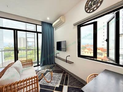 Cho thuê căn hộ có ban công, đầy đủ nội thất – sơn trà