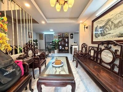 Bán nhà mặt tiền dương quảng hàm