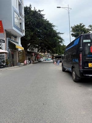 Bán 33m2 Đất - Hơn 5ty -Lô Góc ngay Vạn Phúc gần Bưu Điện Hà Đông