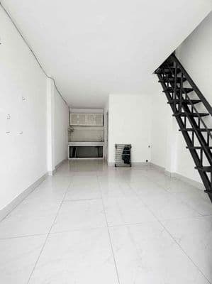 Cho Thuê Nhà Nguyên Căn DT 3x6 1Trệt 1Lầu 2Pn 1Wc Gần Cầu Ông Đụng