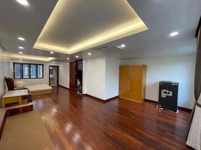 cho thuê liền kề 90m2 x 5 tầng thang máy full đồ