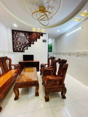 Siêu phẩm full nội thất mặt tiền, ngay chợ phước bình