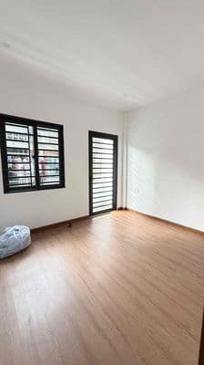 Hiếm – nhà đẹp full nội thất – hẻm ô tô quay đầu hòa bình – tô hiệu
