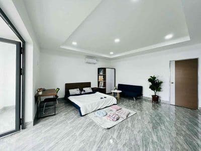 Cho thuê phòng studio ban công ngay lotte mart nguyễn văn lượng