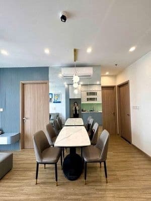 Bán căn 2N2VS 55m2 full đồ đẹp Vinhomes smart city Tây Mỗ.Giá 4,3 tỷ