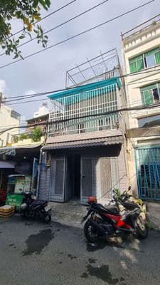 Nhà 4x18. 4pn. mới đẹp, hẻm xe hơi đậu cửa. dương quảng hàm p5