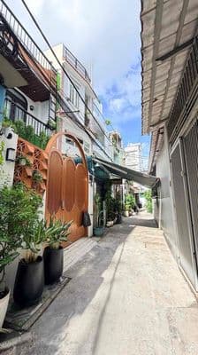 Siêu phẩm phú nhuận - thích quảng đức -hẻm thông