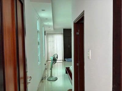 Bán nhà Trần Quang Diệu, sát mặt tiền 4,6x8m| 5 tầng nhà mới