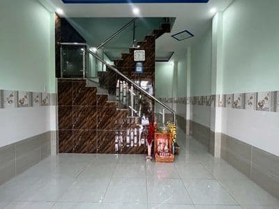 Bán gấp nhà trệt lầu mới xây gần quốc lộ 1k đường nhựa thông thoáng