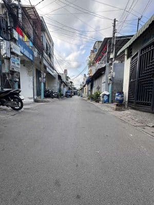Bán lô đất gần Phan Bội Châu, gần trường học, tp Dĩ An, DT 95m2