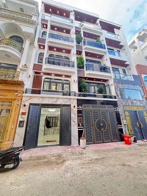 Chỉ 7.6 tỷ có ngay nhà 5tầng 60m2 mới xây, sát bên tiểu học kim đồng.
