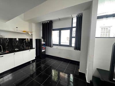 Trống lại duplex mặt tiền nguyễn khoái