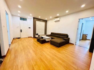 Chỉ 4,2 tỷ! Bán căn hộ chung cư Nguyễn Chánh, 60m2, 2 ngủ, 2 wc.