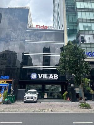 Cho Thuê Nhà MT Cao Thắng 12x25 Trệt 3 Lầu Vỉa Hè Đoạn Đẹp P.2 Quận 3