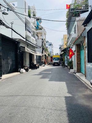 58m2 xây 2 tầng, chỉ 5.9ty. Hẻm 4m gần mặt tiền Âu Cơ - Lạc Long Quân