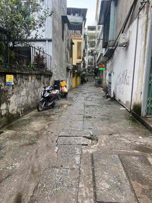 Bán đất tặng nhà phố Tam trinh 120m2 x2T chia làm 2 căn MT 10m lô góc