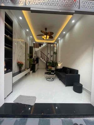 Ô tô đỗ cổng phố Minh Khai 35m2 x5T giá nhỉnh 6 tỷ sổ CC có TL bao QH