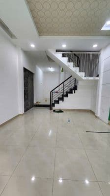 Cho thuê nhà hxh sư vạn hạnh, q10, 4pn, 3wc chỉ 28 triệu/tháng