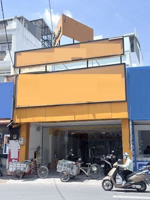 Mt tân kỳ tân quý ngay ngã 3 lê trọng tấn, gần đại học công thương
