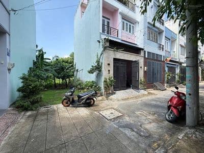 Đất ngang 5m, nở hậu, kế Vạn Phúc, giá chỉ nhỉnh 5tỷ xíu