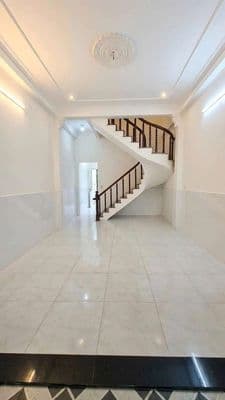 Cho thuê nhà 1 gần đường dương thị mười q12