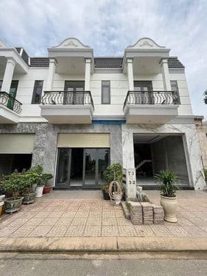 Nhà mặt tiền tố hữu tân uyên bình dương