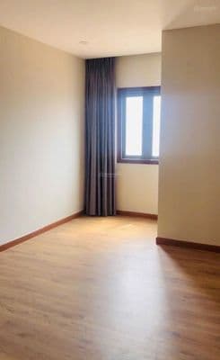 Cho thuê nhà mt hồ xuân hương, gần võ nguyên giáp
